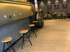 用餐区-瑞幸咖啡(新世界中心店)