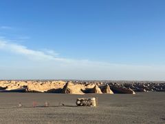-敦煌雅丹国家地质公园