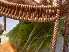 -刘姐啤酒鱼民族演艺餐厅(西街总店)