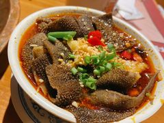 冒毛肚-炉小二铜锅牛蛙•川湘菜(三里屯店)