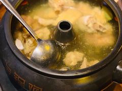 云南经典汽锅鸡-云海肴·汽锅鸡·云南菜(苏州中心店)