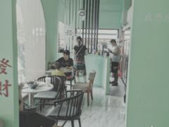 -新荔园茶餐厅(荔湾区府宿舍大院店)