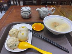 蟹粉双拼生煎-大壶春生煎(世纪汇广场店)