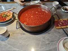 -野山舂·贵州现舂酸汤牛肉(民生路店)