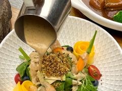 -品海楼·大连海胆锅贴馆(东港店)