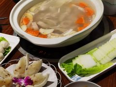 -龙泉人椰子鸡·糟粕醋·地标海南菜(龙昆南店)