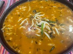 -香巴拉云南餐厅(华莱坞店)