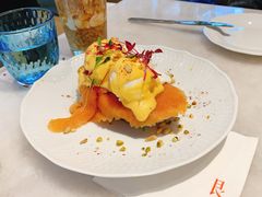 烟熏三文鱼水波蛋配全麦面包-WOKKA by艮上(中海环宇荟店)