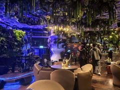 -OZONE 顶楼酒吧(香港丽思卡尔顿酒店)