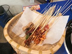 -马路边边串串香形象店(磐石路店)