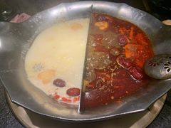 -湊湊火锅·茶憩(打浦桥日月光店)