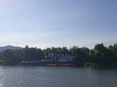 -稻香湖景欢乐岛温泉城堡