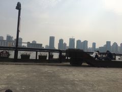 -丹东路渡口(轮渡站)