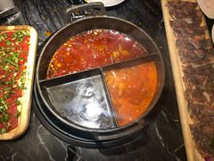 -热火朝天鲜切牛肉火锅(南强街巷店)