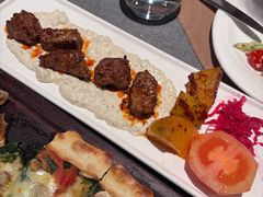-Efes Turkish & Mediterranean Cuisine 艾菲斯餐厅(陆家嘴店)