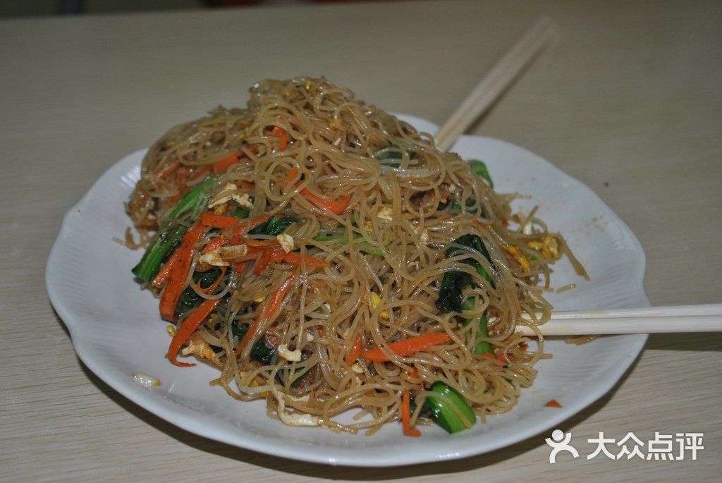 沙县小吃顺益餐厅炒河粉图片 - 第1张