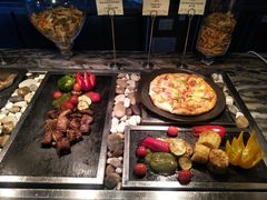 -棕榈阁·巴西烤肉海鲜自助餐厅(中州皇冠假日酒店)