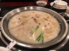-老来福·非遗酸汤兔(凯旋路店)