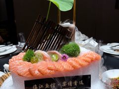 -忆江南·临江鱼馆