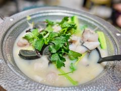 香茜皮蛋脆鱼片锅-谭仔米线(壹方城店)