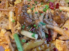 -多嘴超级肉蟹煲(中街恒隆故宫店)