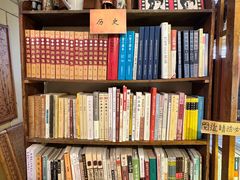-斯多格书乡(北京大学畅春园店)
