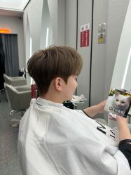 -艾美A·M Hair Salon