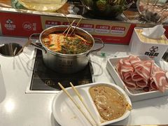-百品聚旋转火锅(号外店)