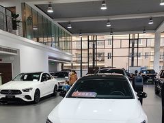 -上海星瀚奔驰4S店(红柳路店)