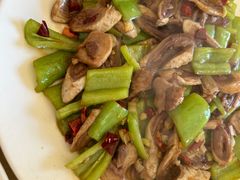 -东北菜冰城一家人