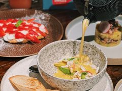 -Brut Eatery Wine Bar & Restaurant (建国东路店)