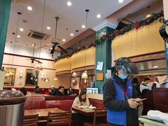 -玛格萝妮比萨屋(四平店)