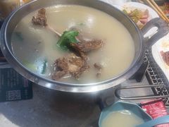 -三毛烤羊腿(乐园路总店)