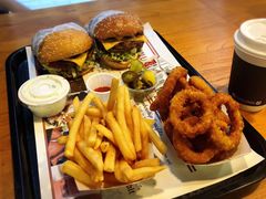 -The Habit Burger Grill 哈比特汉堡(复兴soho店)