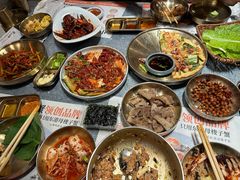 -草家酱蟹炭火烤肉店(珲春南路二店)