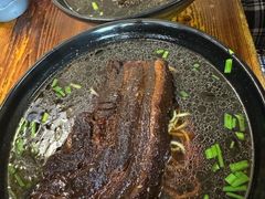 -小龙大肉面馆