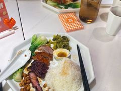 烧鸭拼叉烧-金戈戈香港豉油鸡(皇庭广场店)