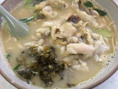 -明呈黄鱼面馆(斜土路店)