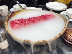 -得意咚瓜·顺德鱼生·冬瓜火锅(深圳首店)