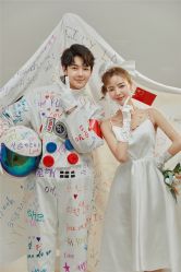 -易摄影婚纱摄影工作室