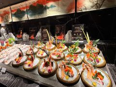 -雍容荟帝王蟹活龙虾展台自助(IFS黑金店)