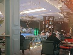 -梅园国际大酒店·自助餐厅(光明港店)