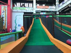 -蒙特利亲子乐园