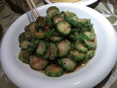 山韭菜花炒丝瓜-锦绣金山人家(友谊店)