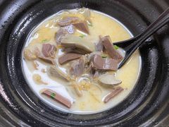 -津津老鸭粉丝馆(正东路店)