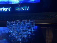 -温莎KTV(珠江路店)