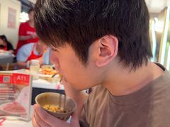 -肥肥虾庄·金牌油焖大虾(汉街SKP店)