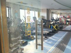 -迈劲健身专业私教(朝青汇店)