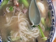 -邱芳粉店(迎宾大道旗舰店)