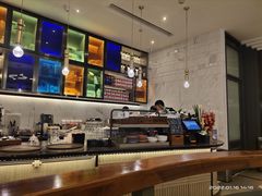 -港丽餐厅(高德置地店)